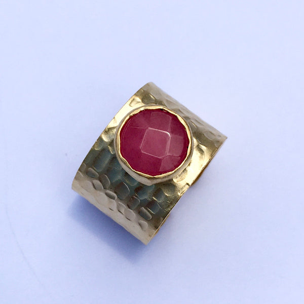TURKISH GOLD RING WITH COLORED GEM
