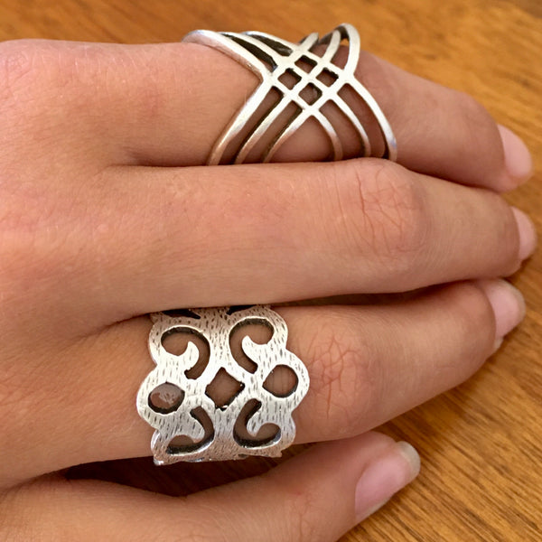 MULTI CRISS CROSS TURKISH METAL RING