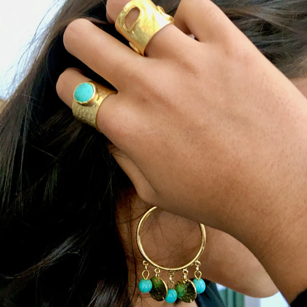 TURKISH GOLD RING WITH COLORED GEM