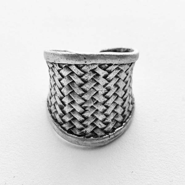 BANDE DE VAGABONDS WOVEN PATTERN RING